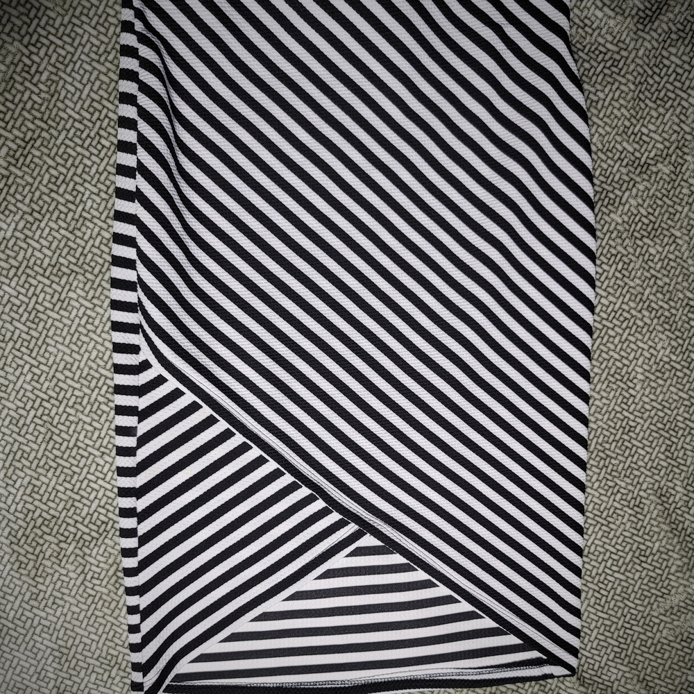 Iris Black & White Striped Wrap Mini Pencil Skirt – Size M